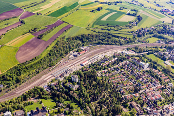 Vue aérienne de Gare ferroviaire à Rottweil dans le département Bade-Wurtemberg, Allemagne
