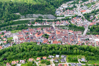 Vue aérienne de Vieille ville historique à Sulz am Neckar dans le département Bade-Wurtemberg, Allemagne