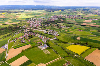 Vue aérienne de Fluorn à Fluorn-Winzeln dans le département Bade-Wurtemberg, Allemagne