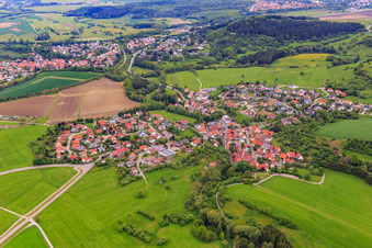 Vue aérienne de Du sud-ouest à le quartier Zimmern in Bisingen dans le département Bade-Wurtemberg, Allemagne
