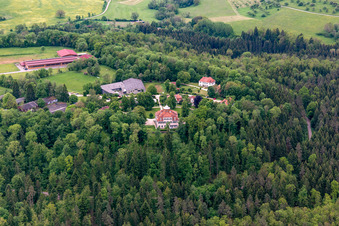 Vue aérienne de Château de Lindich à Hechingen dans le département Bade-Wurtemberg, Allemagne