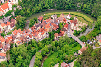 Vue aérienne de L'hôtel de ville à Haigerloch dans le département Bade-Wurtemberg, Allemagne