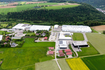 Vue aérienne de Zone industrielle Boll à le quartier Boll in Oberndorf am Neckar dans le département Bade-Wurtemberg, Allemagne