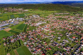 Vue aérienne de Vue d'ensemble de la ville depuis l'ouest à Vöhringen dans le département Bade-Wurtemberg, Allemagne