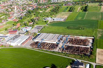 Vue aérienne de Fer à repasser utilitaire Sülzle à le quartier Bergfelden in Sulz am Neckar dans le département Bade-Wurtemberg, Allemagne