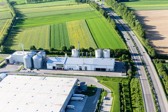 Vue aérienne de Zone industrielle Max-Eyth-Straße avec ante-BioPELL GmbH & Co. KG à Empfingen dans le département Bade-Wurtemberg, Allemagne
