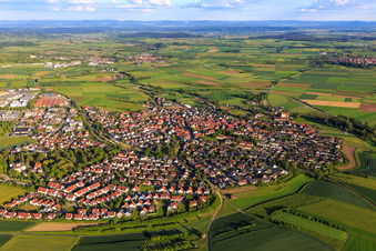 Vue aérienne de Quartier Gültstein in Herrenberg dans le département Bade-Wurtemberg, Allemagne