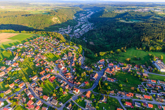 Vue aérienne de Du nord à le quartier Weiden in Dornhan dans le département Bade-Wurtemberg, Allemagne