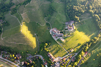 Vue aérienne de Nouveau chantier du complexe hôtelier Haus La Verna à le quartier Einach in Gengenbach dans le département Bade-Wurtemberg, Allemagne