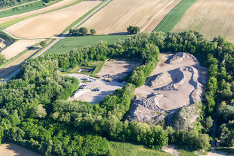 Vue aérienne de MATÉRIELS à Seltz dans le département Bas Rhin, France