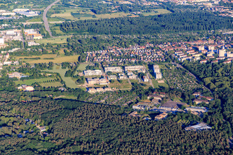 Parc technologique Karlsruhe à le quartier Rintheim in Karlsruhe dans le département Bade-Wurtemberg, Allemagne d'en haut