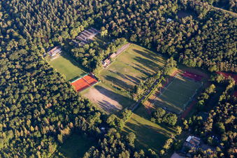Vue aérienne de DJK à le quartier Oststadt in Karlsruhe dans le département Bade-Wurtemberg, Allemagne