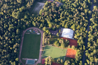 Vue oblique de MTV à le quartier Oststadt in Karlsruhe dans le département Bade-Wurtemberg, Allemagne