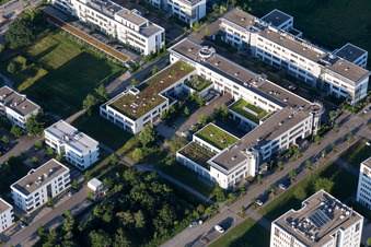 Parc technologique à le quartier Rintheim in Karlsruhe dans le département Bade-Wurtemberg, Allemagne vue d'en haut