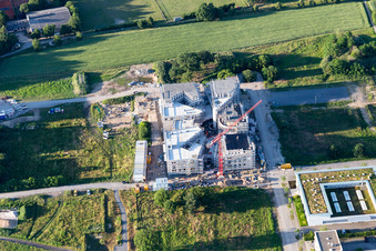 Vue oblique de Chantier de construction du LTC - Linder Technology Campus dans la Wilhelm-Schickard-Straße dans le parc technologique Karlsruhe à le quartier Rintheim in Karlsruhe dans le département Bade-Wurtemberg, Allemagne