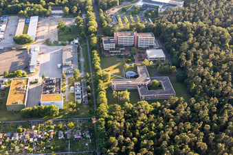 Vue aérienne de Campus Est du KIT à le quartier Waldstadt in Karlsruhe dans le département Bade-Wurtemberg, Allemagne