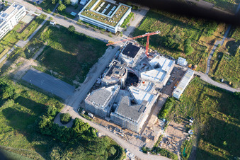 Chantier de construction du LTC - Linder Technology Campus dans la Wilhelm-Schickard-Straße dans le parc technologique Karlsruhe à le quartier Rintheim in Karlsruhe dans le département Bade-Wurtemberg, Allemagne depuis l'avion