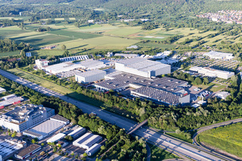 Vue aérienne de Robert Bosch à le quartier Durlach in Karlsruhe dans le département Bade-Wurtemberg, Allemagne