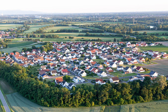 Quartier Hardtwald in Neupotz dans le département Rhénanie-Palatinat, Allemagne vue d'en haut