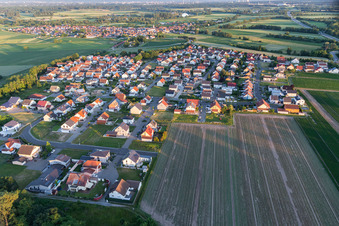 Quartier Hardtwald in Neupotz dans le département Rhénanie-Palatinat, Allemagne depuis l'avion