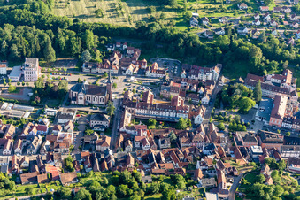 Niederbronn-les-Bains dans le département Bas Rhin, France vu d'un drone
