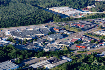 Vue aérienne de Darty à Schweighouse-sur-Moder dans le département Bas Rhin, France