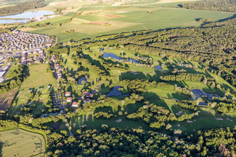 Vue oblique de Club de golf de Baden-Baden à Soufflenheim dans le département Bas Rhin, France
