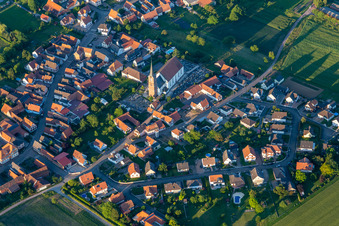 Vue oblique de Schleithal dans le département Bas Rhin, France