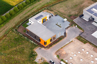 Vue aérienne de Caratec GmbH à Landau in der Pfalz dans le département Rhénanie-Palatinat, Allemagne