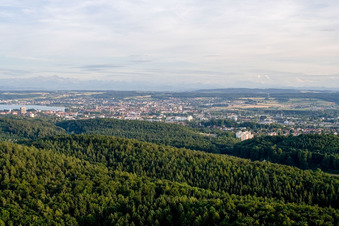 Vue aérienne de Wollmatingen à le quartier Petershausen in Konstanz dans le département Bade-Wurtemberg, Allemagne