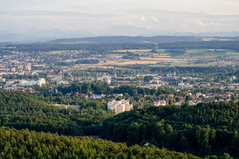Vue aérienne de Wollmatingen à le quartier Petershausen in Konstanz dans le département Bade-Wurtemberg, Allemagne