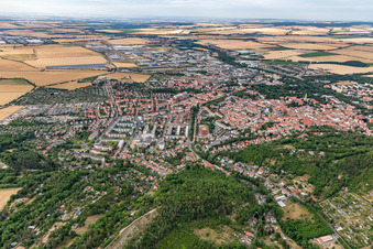 Vue aérienne de Vue de la ville depuis le sud-ouest à Arnstadt dans le département Thuringe, Allemagne