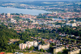 Vue aérienne de Quartier de Fürstenberg à le quartier Wollmatingen in Konstanz dans le département Bade-Wurtemberg, Allemagne