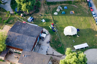 Reithof Trab eV - Équitation thérapeutique sur le lac de Constance à le quartier Wollmatingen in Konstanz dans le département Bade-Wurtemberg, Allemagne vue du ciel