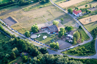 Reithof Trab eV - Équitation thérapeutique sur le lac de Constance à le quartier Wollmatingen in Konstanz dans le département Bade-Wurtemberg, Allemagne d'un drone