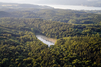 Vue aérienne de Wollmatingen à le quartier Litzelstetten in Konstanz dans le département Bade-Wurtemberg, Allemagne