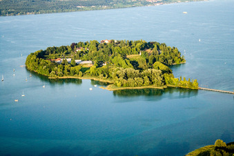Vue aérienne de Île de Mainau à le quartier Egg in Konstanz dans le département Bade-Wurtemberg, Allemagne