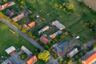 Vue aérienne de Magasin régional bonUM gustUM à Flieth-Stegelitz dans le département Brandebourg, Allemagne