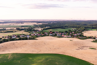 Vue aérienne de Du nord à le quartier Melzow in Oberuckersee dans le département Brandebourg, Allemagne