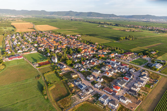 Vue aérienne de Nouvelle zone de développement Karl-Litty-Straße depuis l'est à Altdorf dans le département Rhénanie-Palatinat, Allemagne