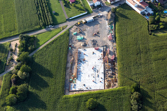 Vue aérienne de Démolition de Lidl à le quartier Heiligenstein in Römerberg dans le département Rhénanie-Palatinat, Allemagne