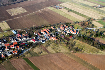Niederlauterbach dans le département Bas Rhin, France depuis l'avion