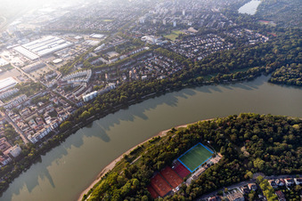 Vue aérienne de Club de gymnastique et d'escrime 1861 eV sur Park Island à le quartier Süd in Ludwigshafen am Rhein dans le département Rhénanie-Palatinat, Allemagne