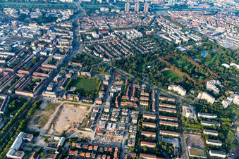 Vue aérienne de Neckarstadt Est à le quartier Neckarstadt-Ost in Mannheim dans le département Bade-Wurtemberg, Allemagne