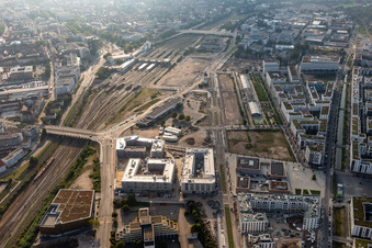 Vue aérienne de Route du Czernyring à le quartier Bahnstadt in Heidelberg dans le département Bade-Wurtemberg, Allemagne