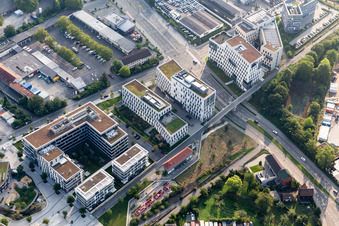 Vue aérienne de Speyerer Straße Le plus récent quartier d'Heidelberg sur le site de l'ancienne gare de marchandises au sud de la ville dans la zone urbaine à le quartier Bahnstadt in Heidelberg dans le département Bade-Wurtemberg, Allemagne