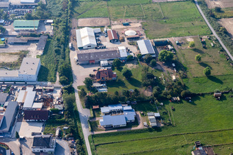 Vue aérienne de Funérailles Country Store Bohn à Oberhausen-Rheinhausen dans le département Bade-Wurtemberg, Allemagne