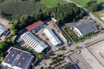 Toiture, échafaudage et plomberie de construction Mindum, dans la zone industrielle de Horst à le quartier Minderslachen in Kandel dans le département Rhénanie-Palatinat, Allemagne hors des airs