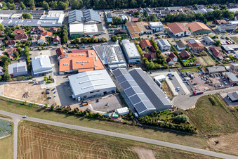 Dans la zone industrielle de Gereut, HGGS LaserCUT GmbH & Co. KG à Hatzenbühl dans le département Rhénanie-Palatinat, Allemagne d'en haut