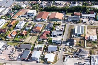 Vue aérienne de Gereutäcker du nord à Hatzenbühl dans le département Rhénanie-Palatinat, Allemagne